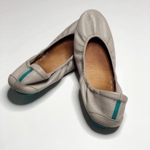 Feather Grey Tieks